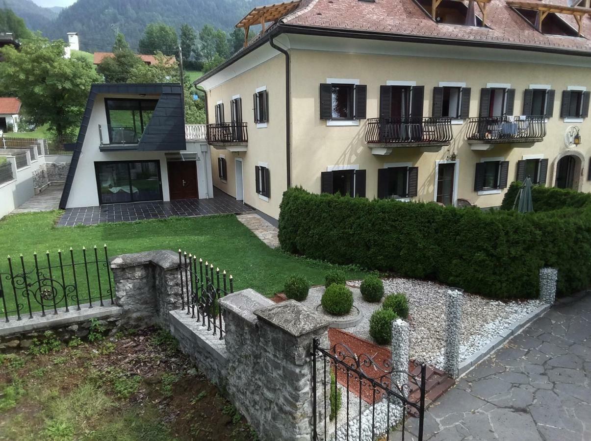 Garten- & Loggia-Appartement Herrenhaus Dellach im Drautal Exterior foto